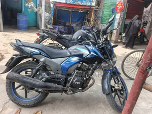 টিভিএস স্ট্রাইকার ১২৫ ২০১৮ ব্লু