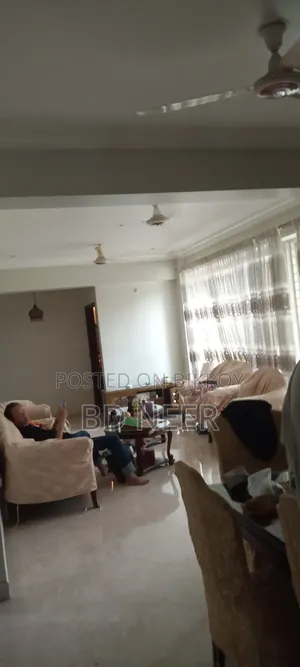 Furnished 4bdrm Apartment in Banani for rent