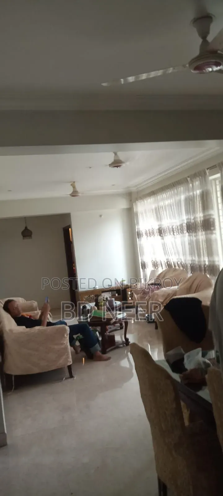 Furnished 4bdrm Apartment in Banani for rent