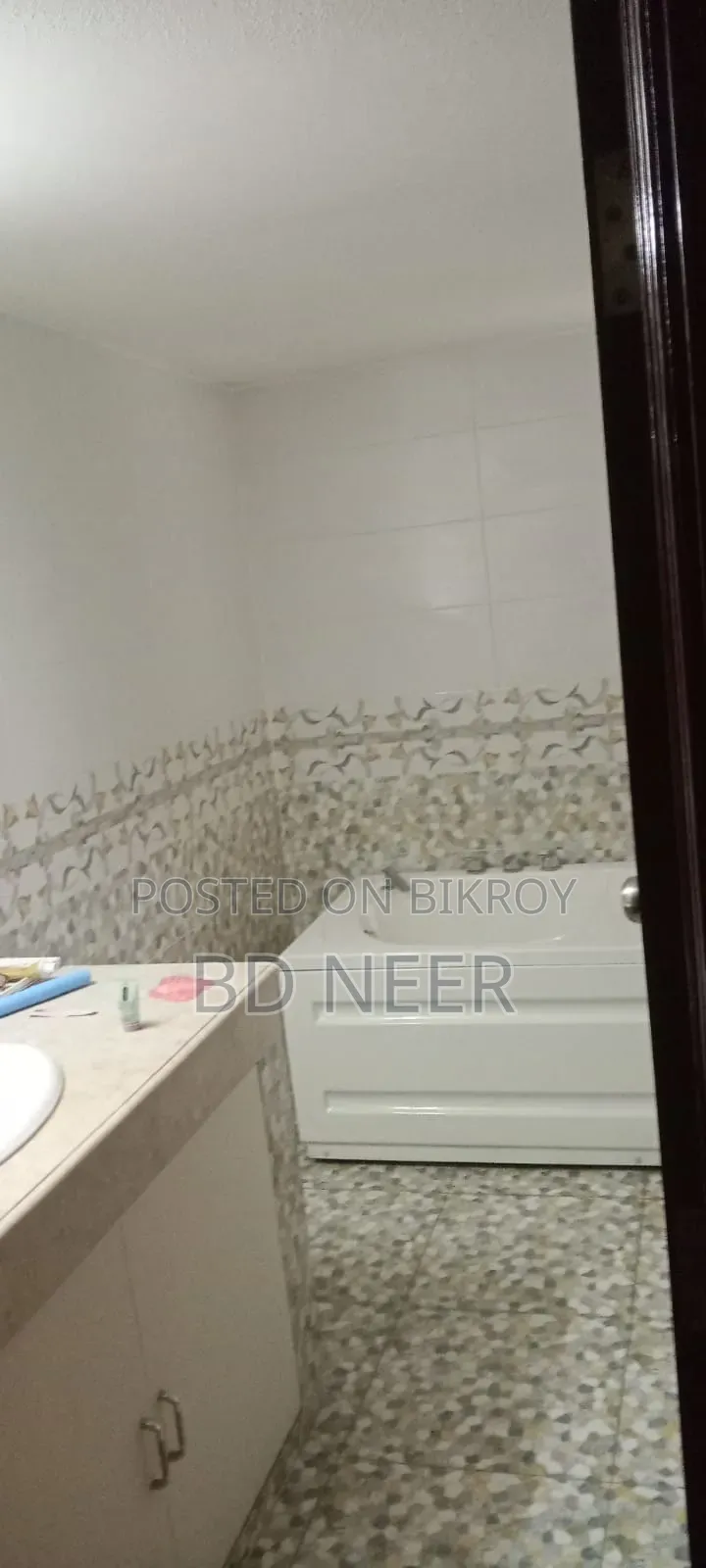 Furnished 4bdrm Apartment in Banani for rent