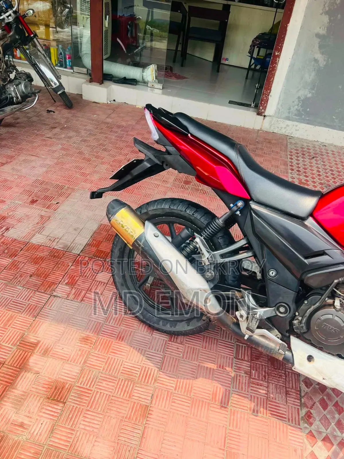 TVS Apache RTR 160 2V 2017 Red
