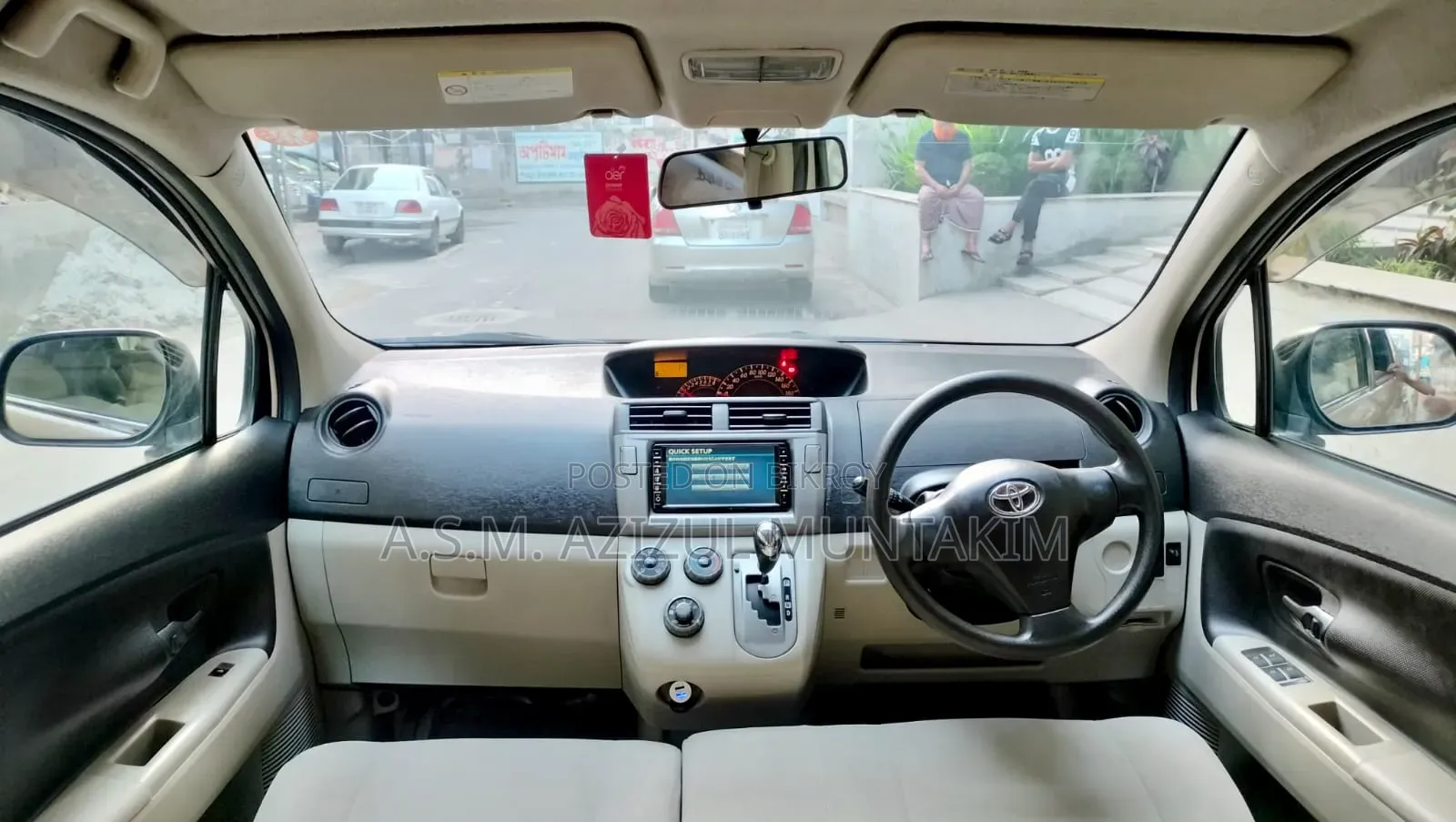 Toyota Passo Sette 2009 Gold