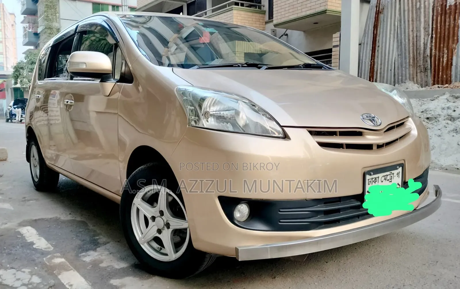 Toyota Passo Sette 2009 Gold