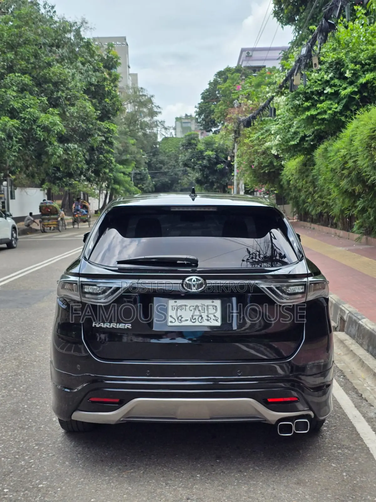 Toyota Harrier 2.0 4WD 2014 Black