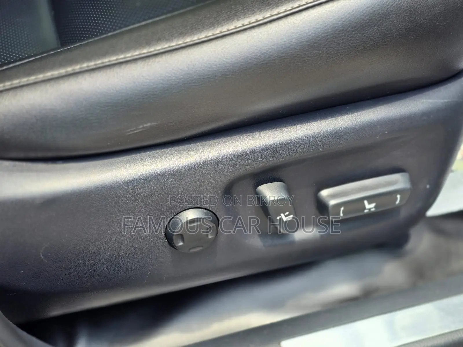 Toyota Harrier 2.0 4WD 2014 Black