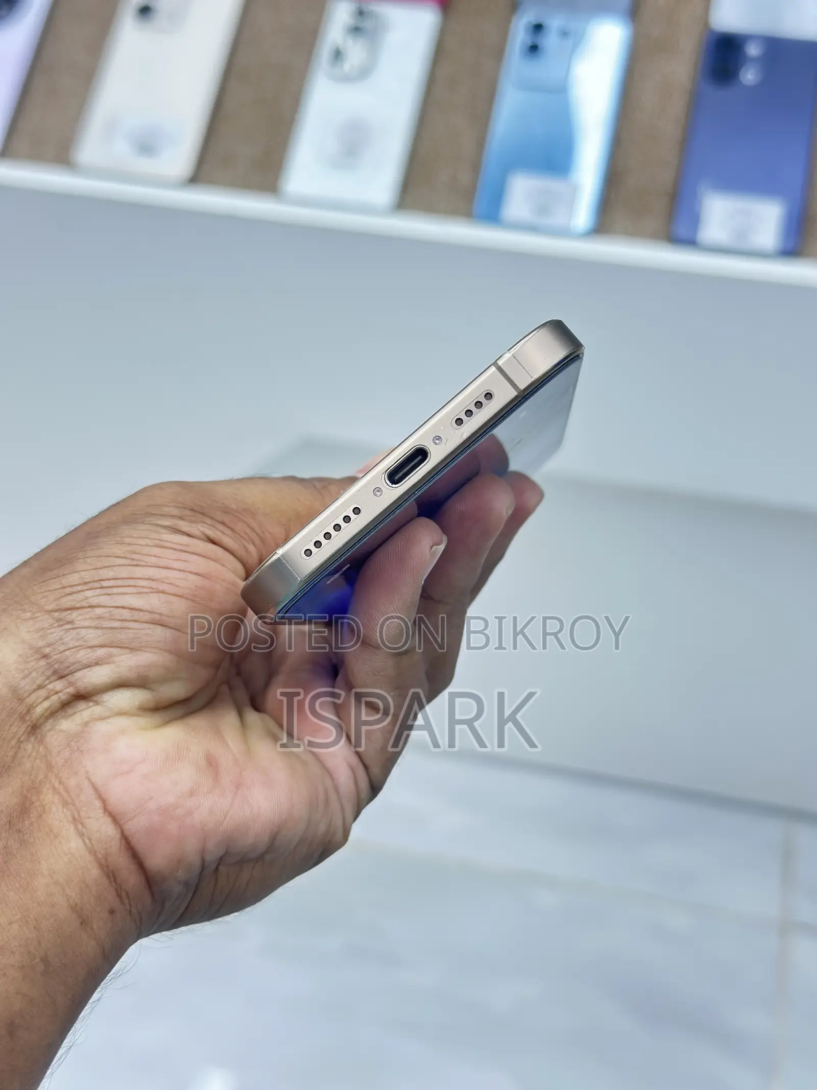 Apple iPhone 16 Pro Max 256 GB Gold