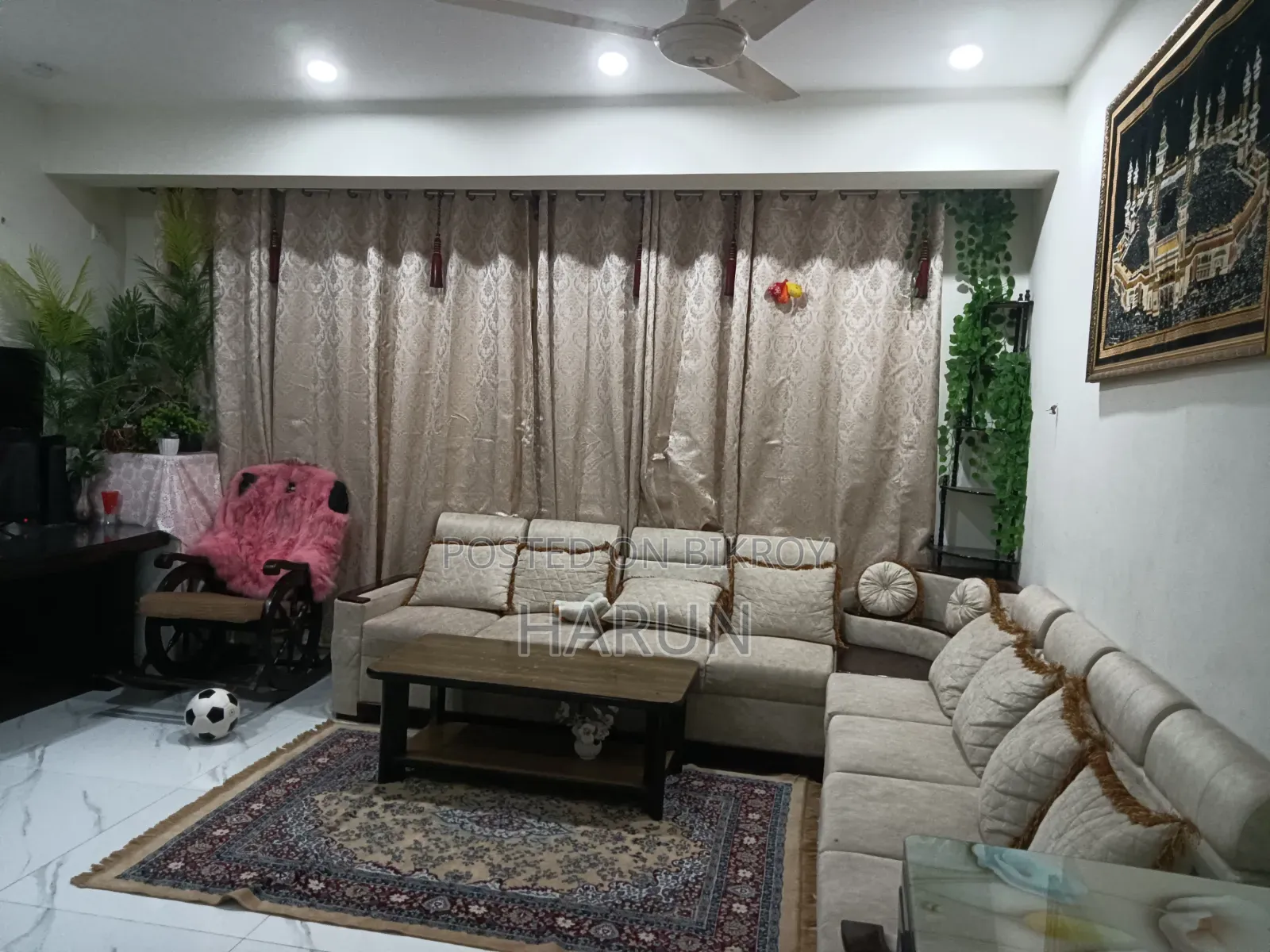 3-bedroom Apartment in Noakhali Goli, Banasree for rent