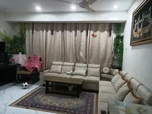 3-bedroom Apartment in Noakhali Goli, Banasree for rent