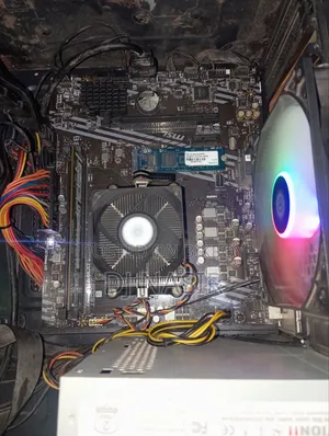 Desktop Computer MSI model 4GB Nvidia SSD 256GB