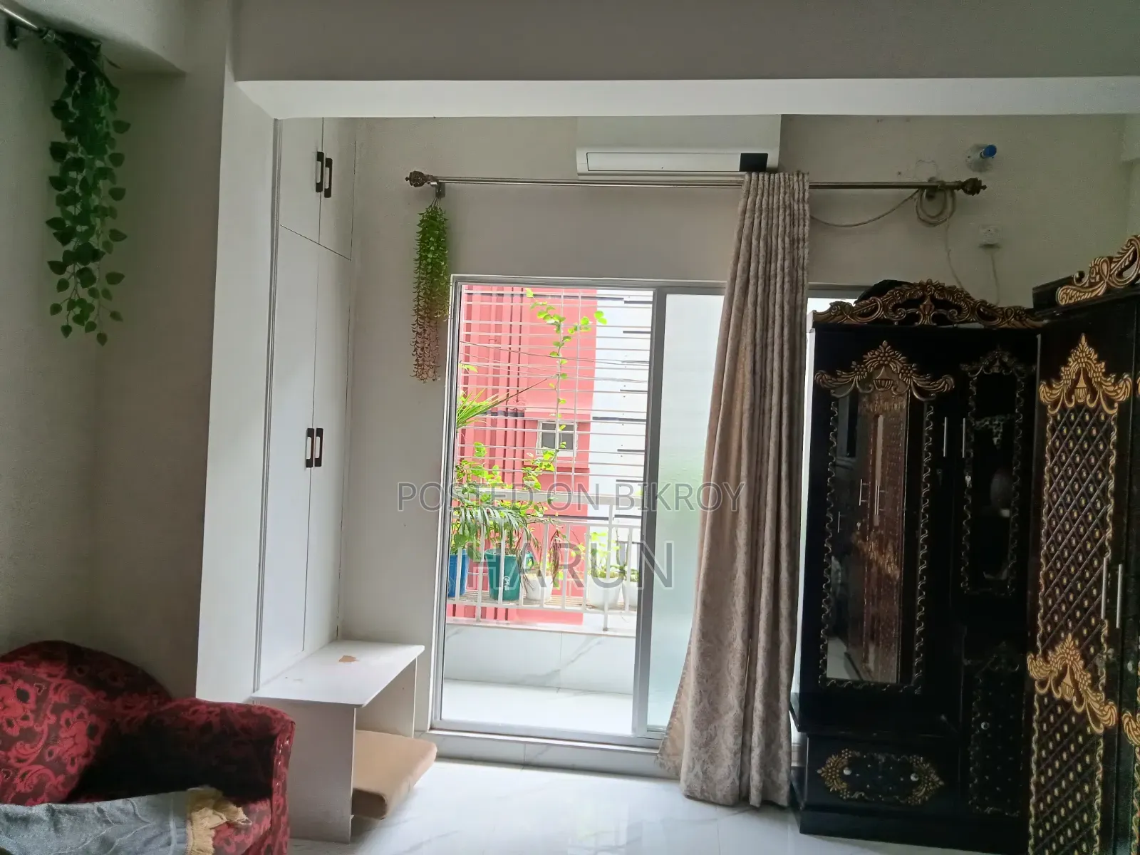 3-bedroom Apartment in Noakhali Goli, Banasree for rent