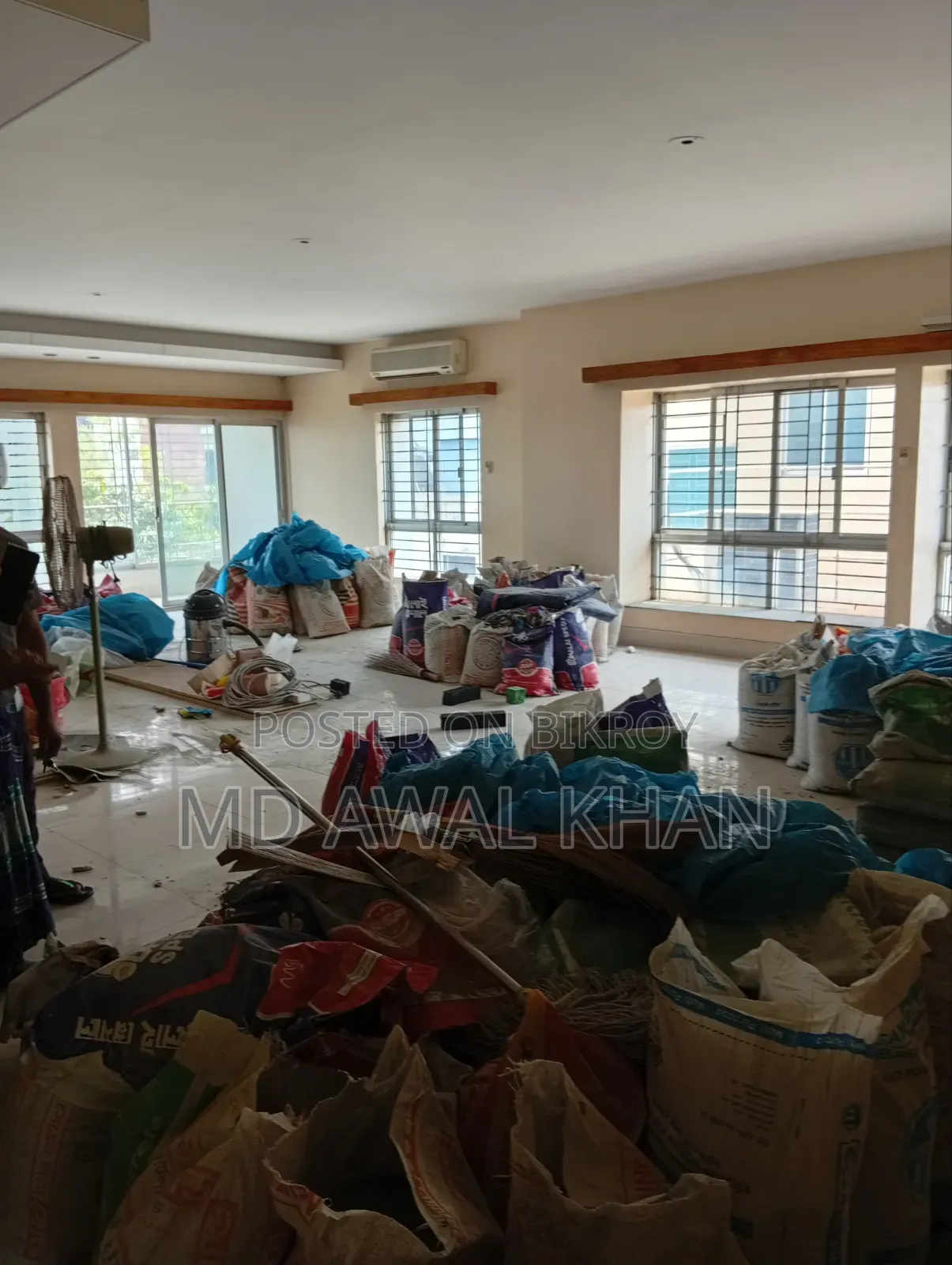 90000 SFT Full Building for Rent