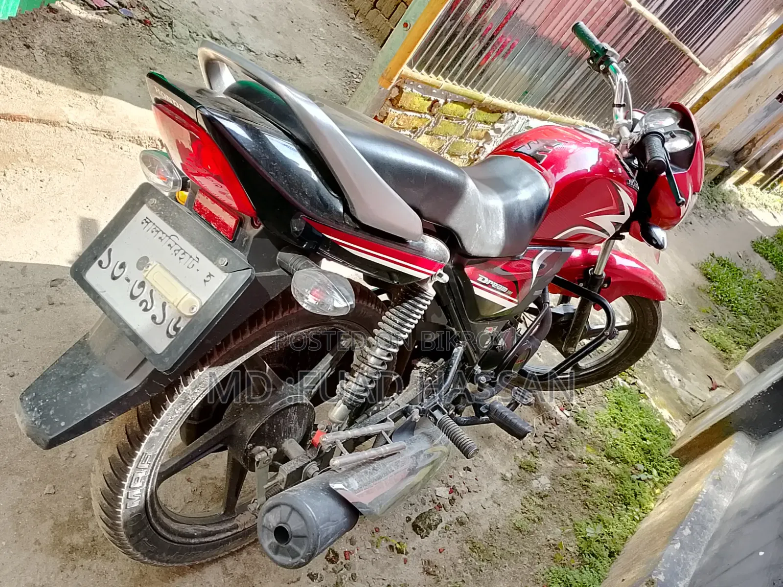 Honda 2022 Red