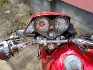 Honda 2022 Red