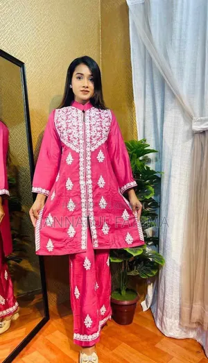 টুপিস কালেকশন