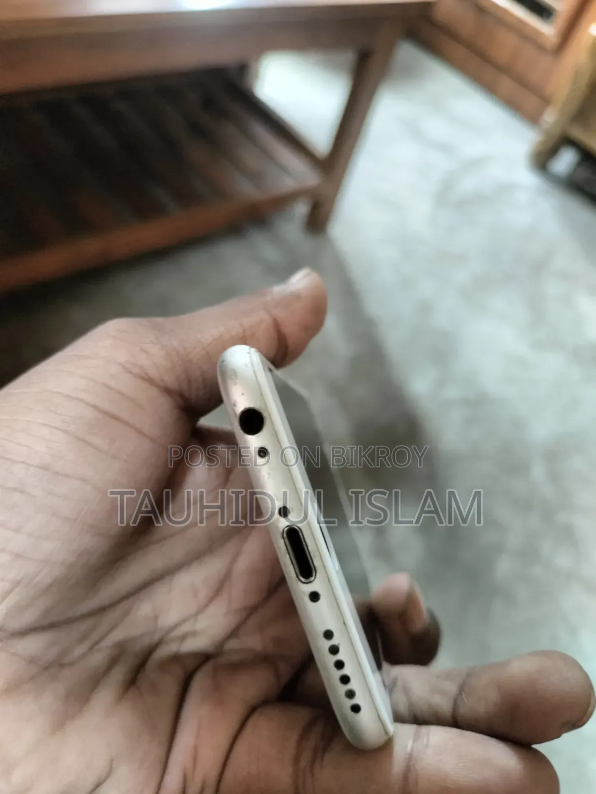 অ্যাপল আইফোন ৬এস ৬৪ জিবি সাদা