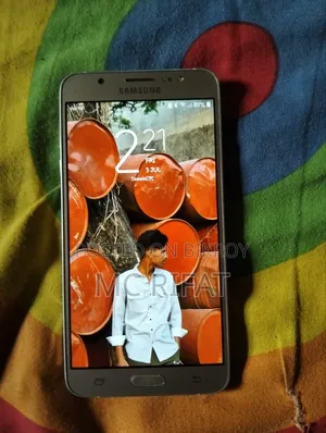 Samsung Galaxy J7 16 GB Rose Gold