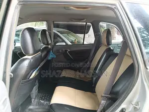 Toyota RAV4 2010 Silver