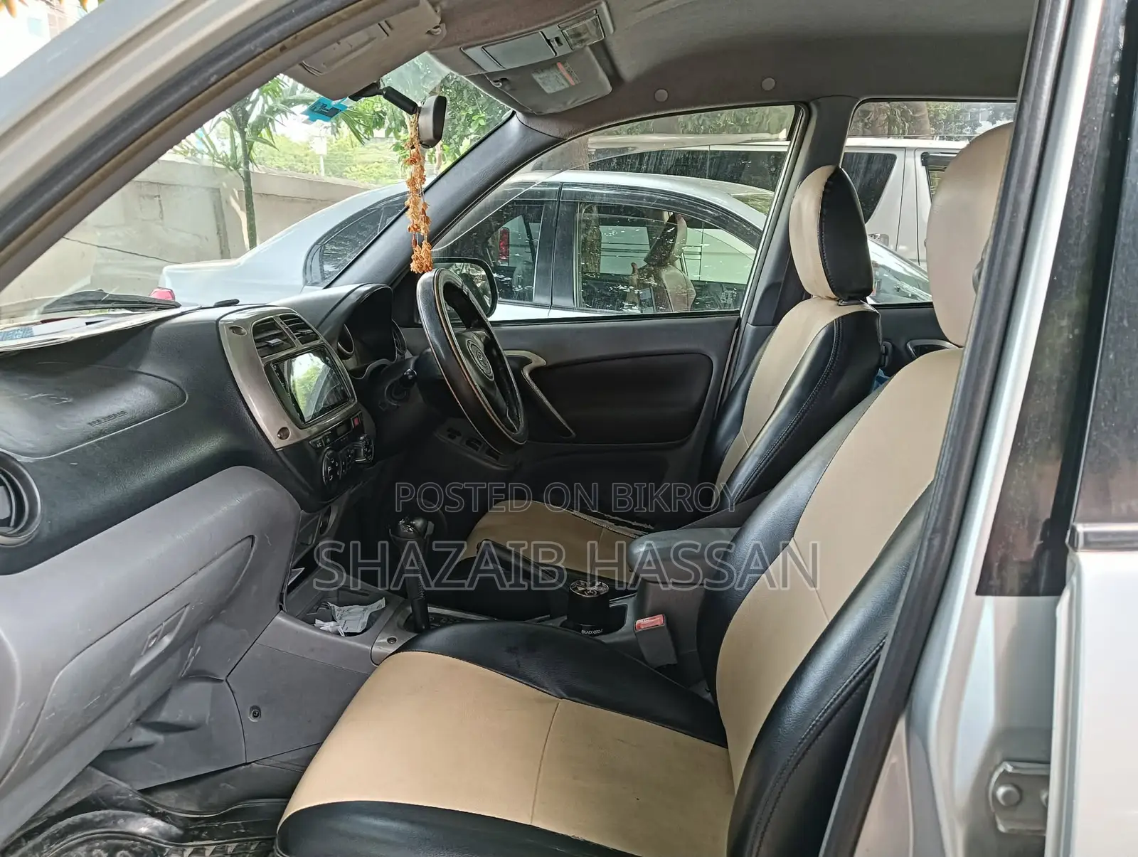 Toyota RAV4 2010 Silver