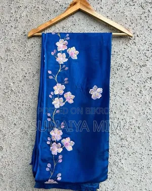 অপরাজিতা শাড়ি