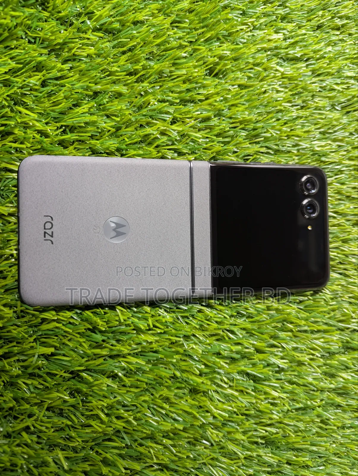 Motorola Razr 50 256 GB Silver