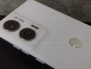 নতুন মটোরোলা এজ ৫০ ফিউশন ১২৮ জিবি ব্লু