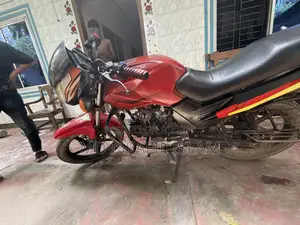 TVS Metro Plus 2017 Red