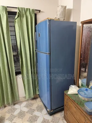 Large fridge for sale