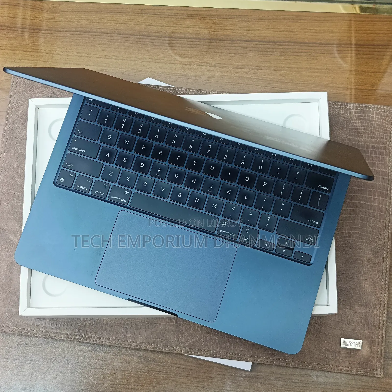 Laptop Apple MacBook Air 2025 M4 8GB Apple M4 SSD 256GB