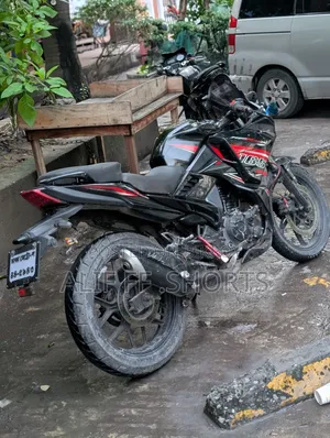 নিউ লিফান ২০২০ কালো