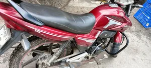 Runner Bullet 100 V2 2021 Red