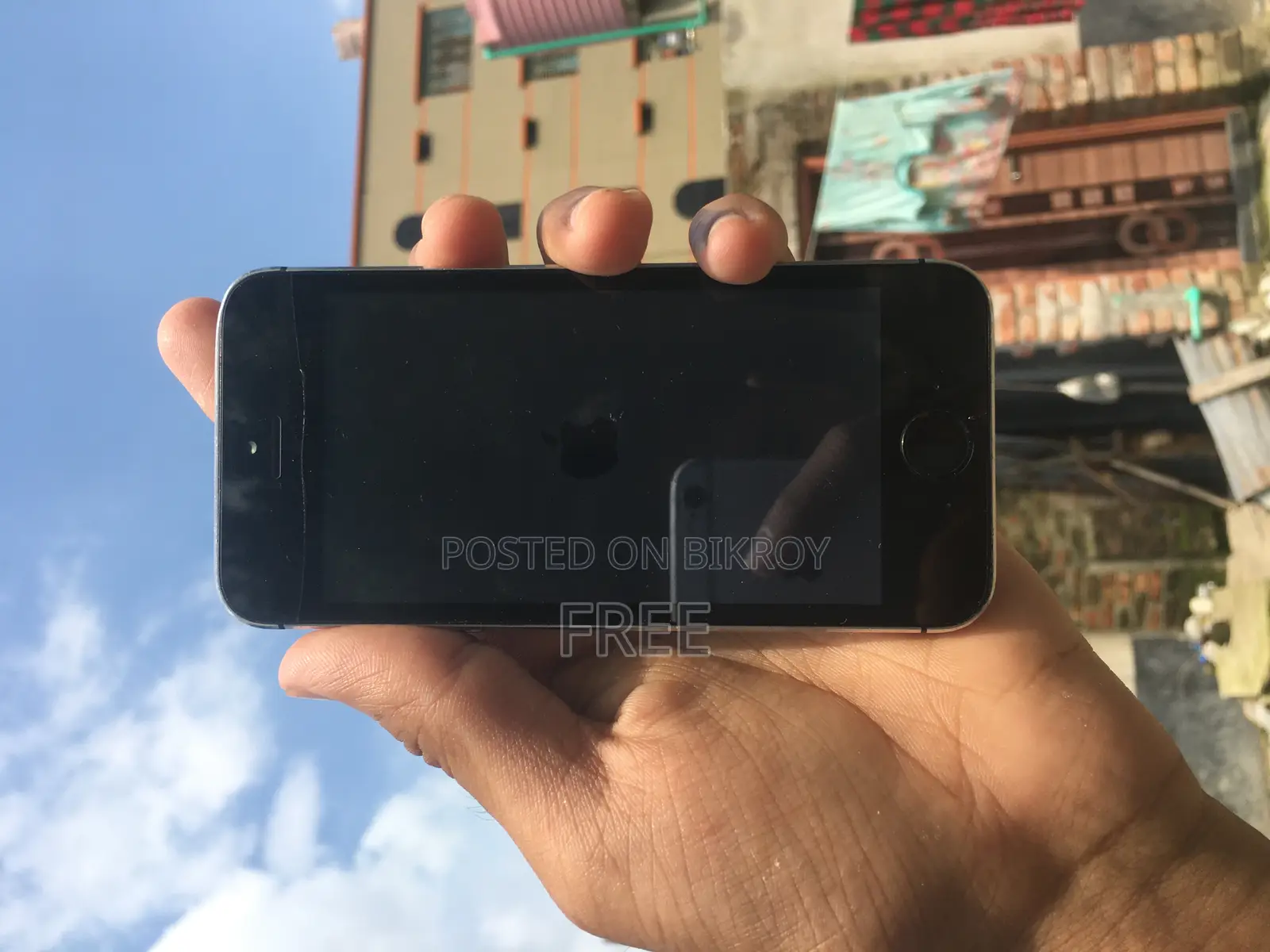 Apple iPhone 5s 32 GB Black