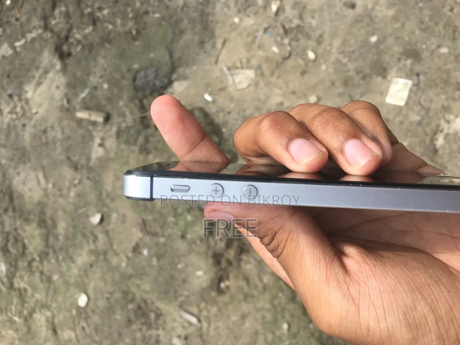 Apple iPhone 5s 32 GB Black