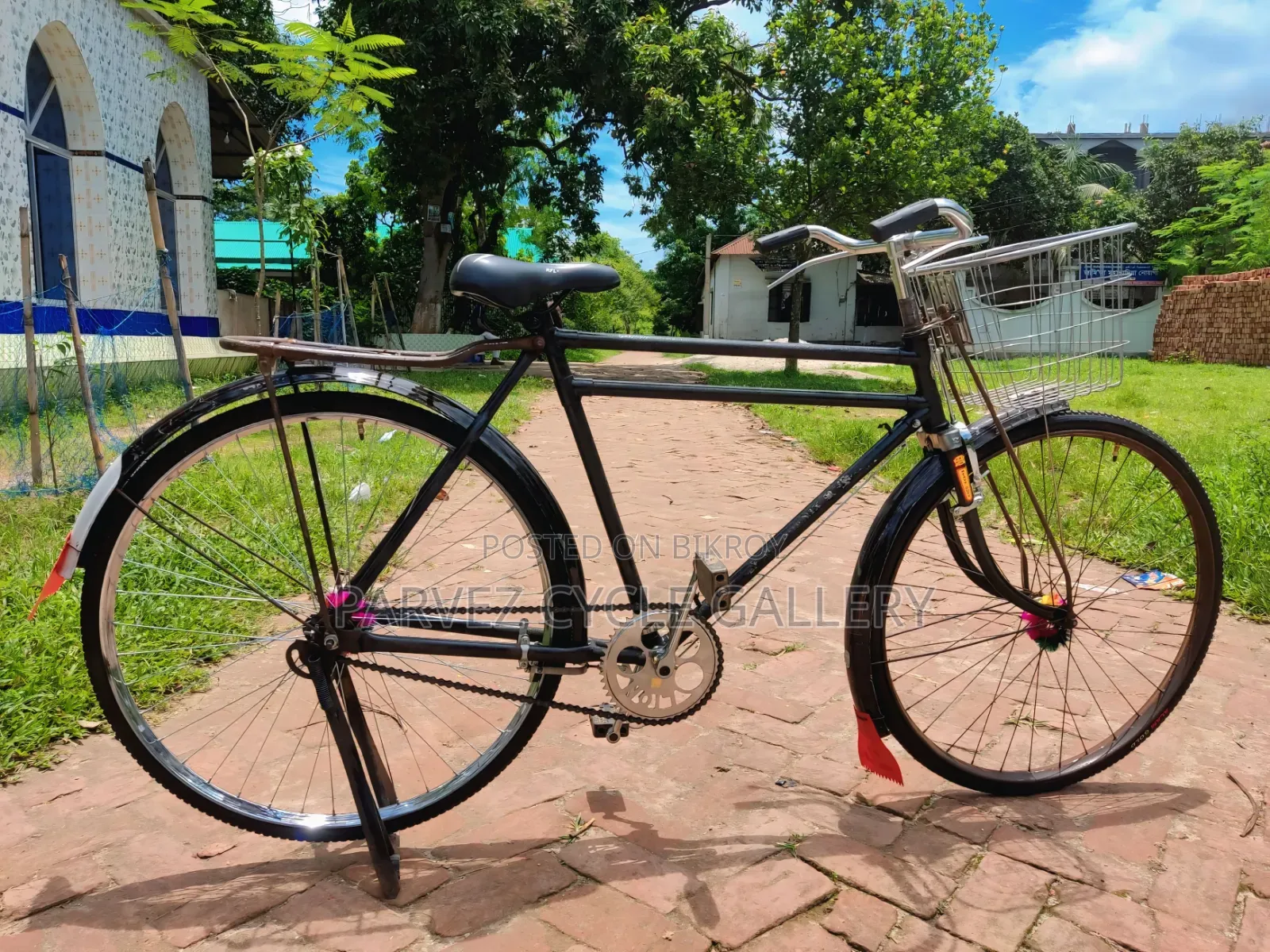 Phoenix 28" Almost Brand New Cycle – New Rim, Tyre, Handle More |