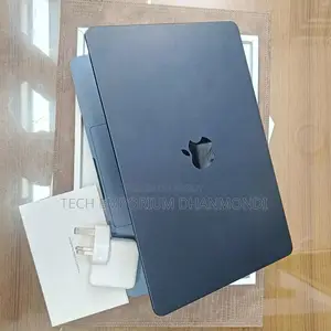 Laptop Apple MacBook Air 2025 M4 8GB Apple M4 SSD 256GB