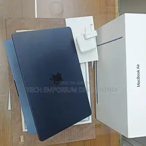 Laptop Apple MacBook Air 2025 M4 8GB Apple M4 SSD 256GB