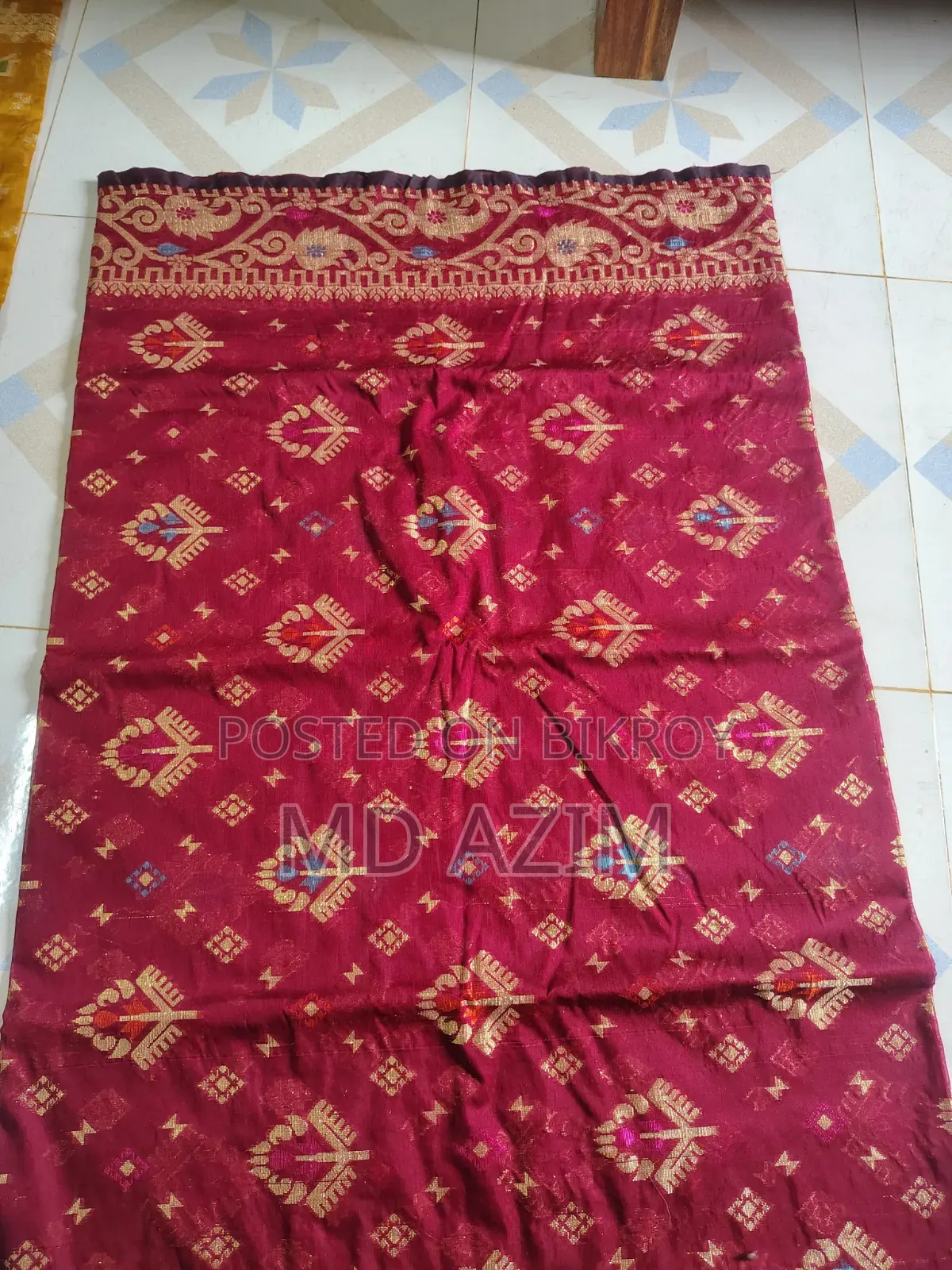 জরি জামদানি শাড়ি