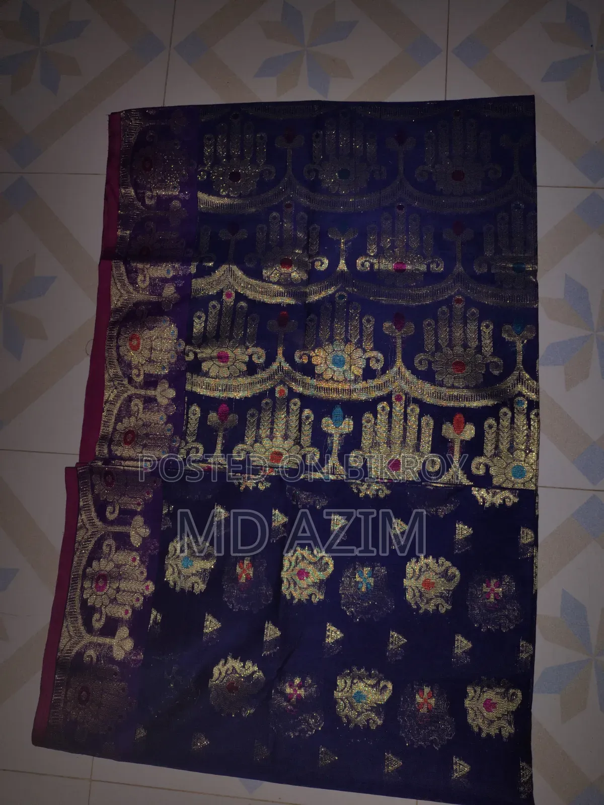 জরি জামদানি শাড়ি