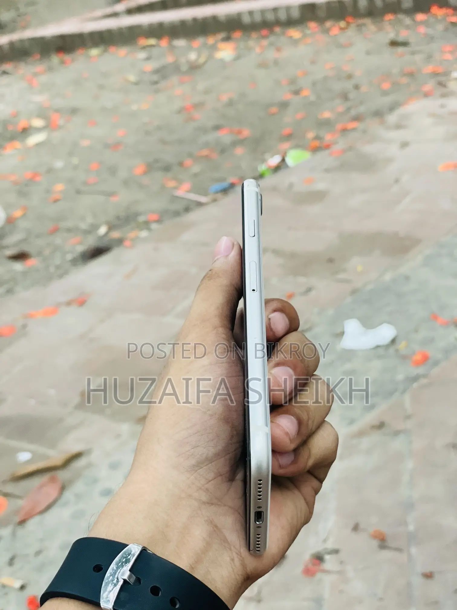 Apple iPhone SE (2022) 64 GB White