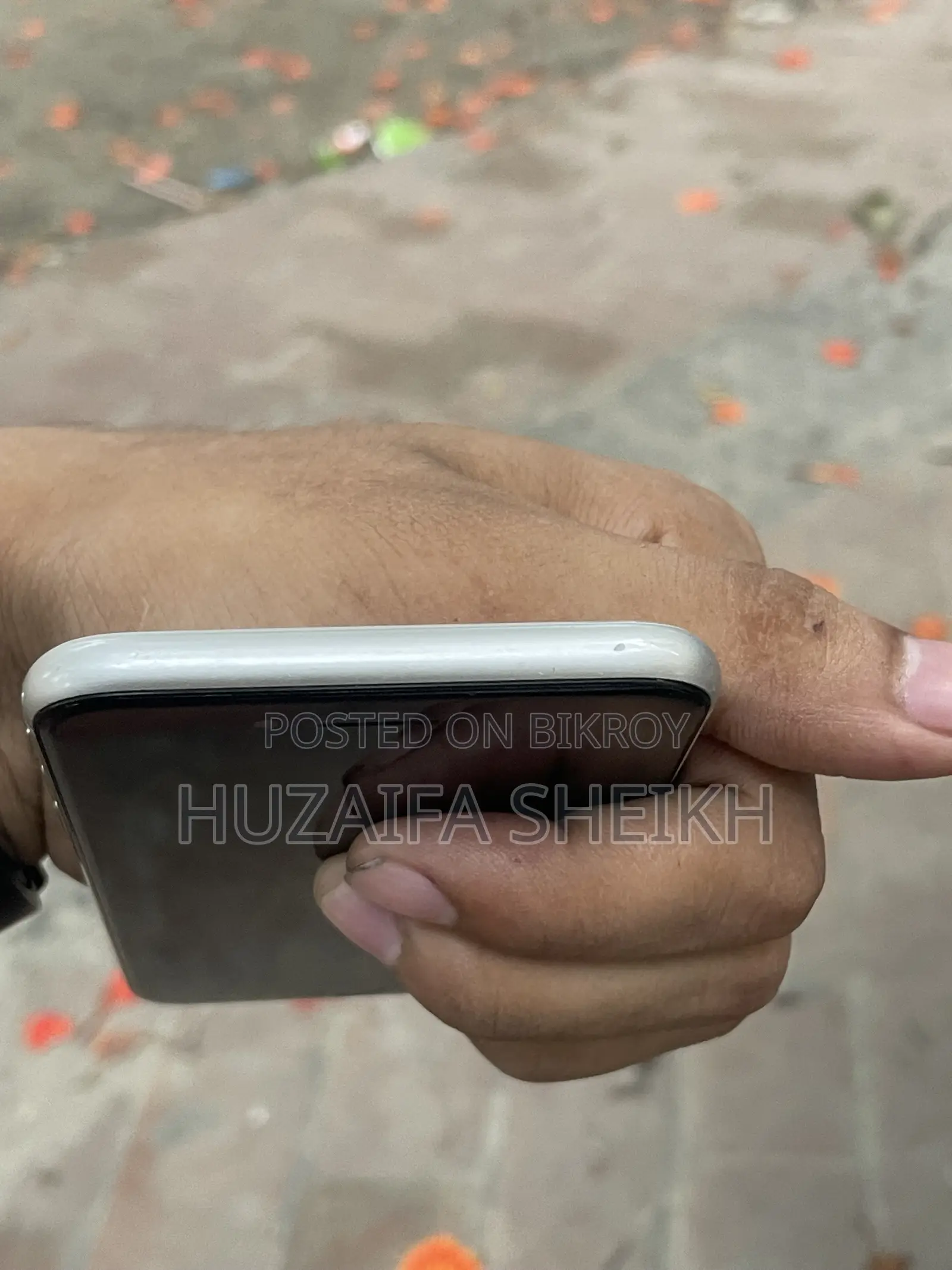 Apple iPhone SE (2022) 64 GB White
