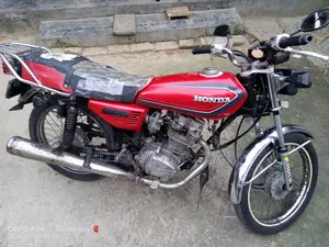 Honda 2008 Red