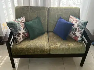 Wooden Sofa 2+2+1 With Free Center Table
