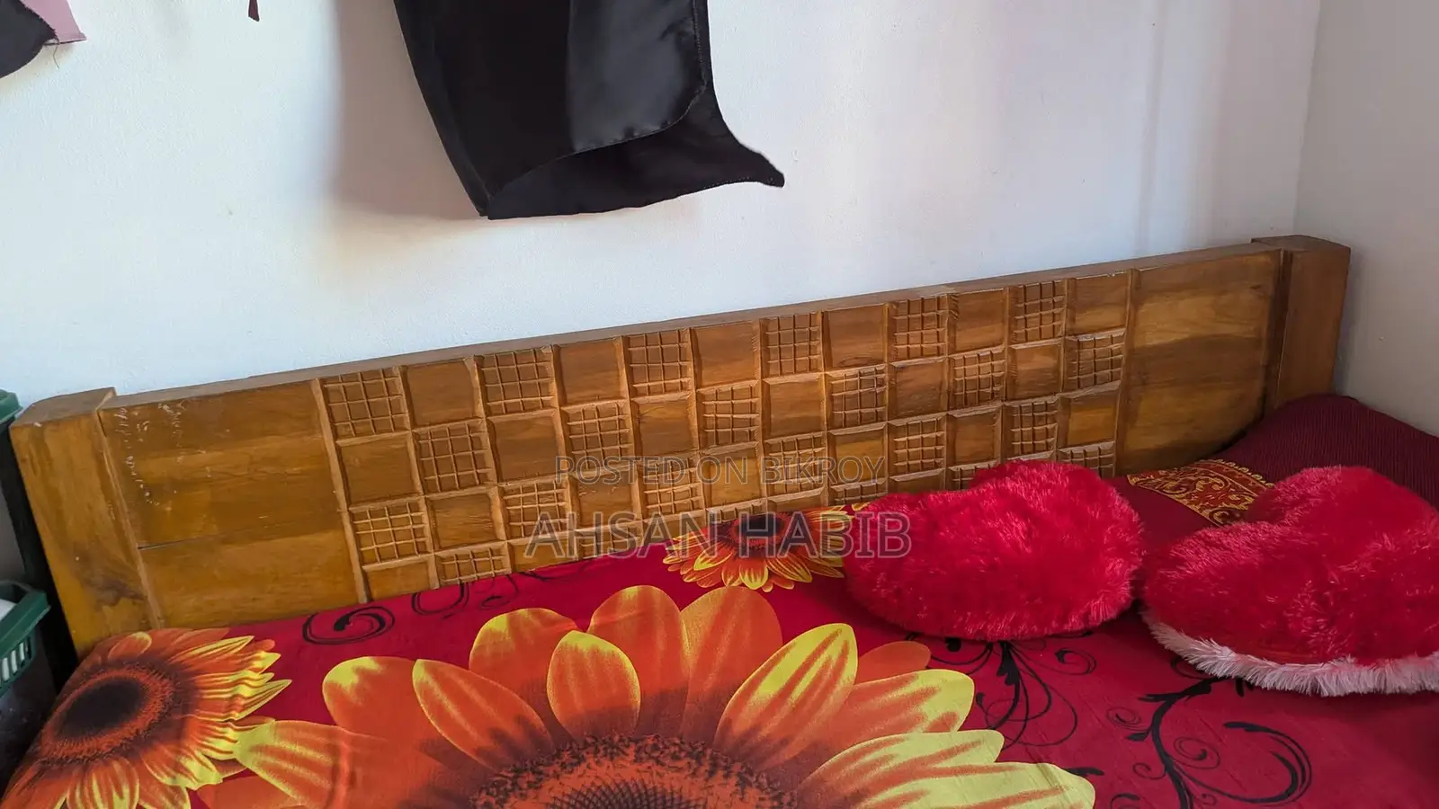 Bed-6/7 feet