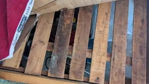 Bed-6/7 feet