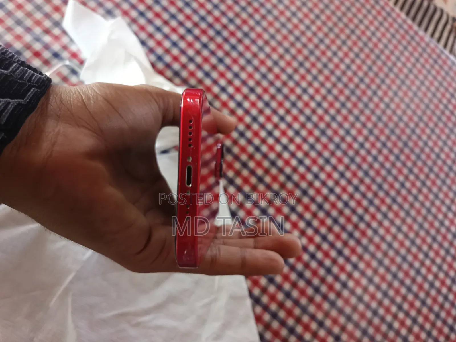 অ্যাপল আইফোন ১৩ ২৫৬ জিবি রেড