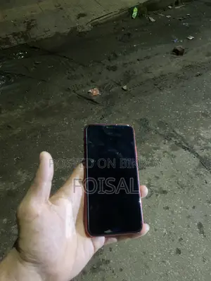 Apple iPhone 11 128 GB Red