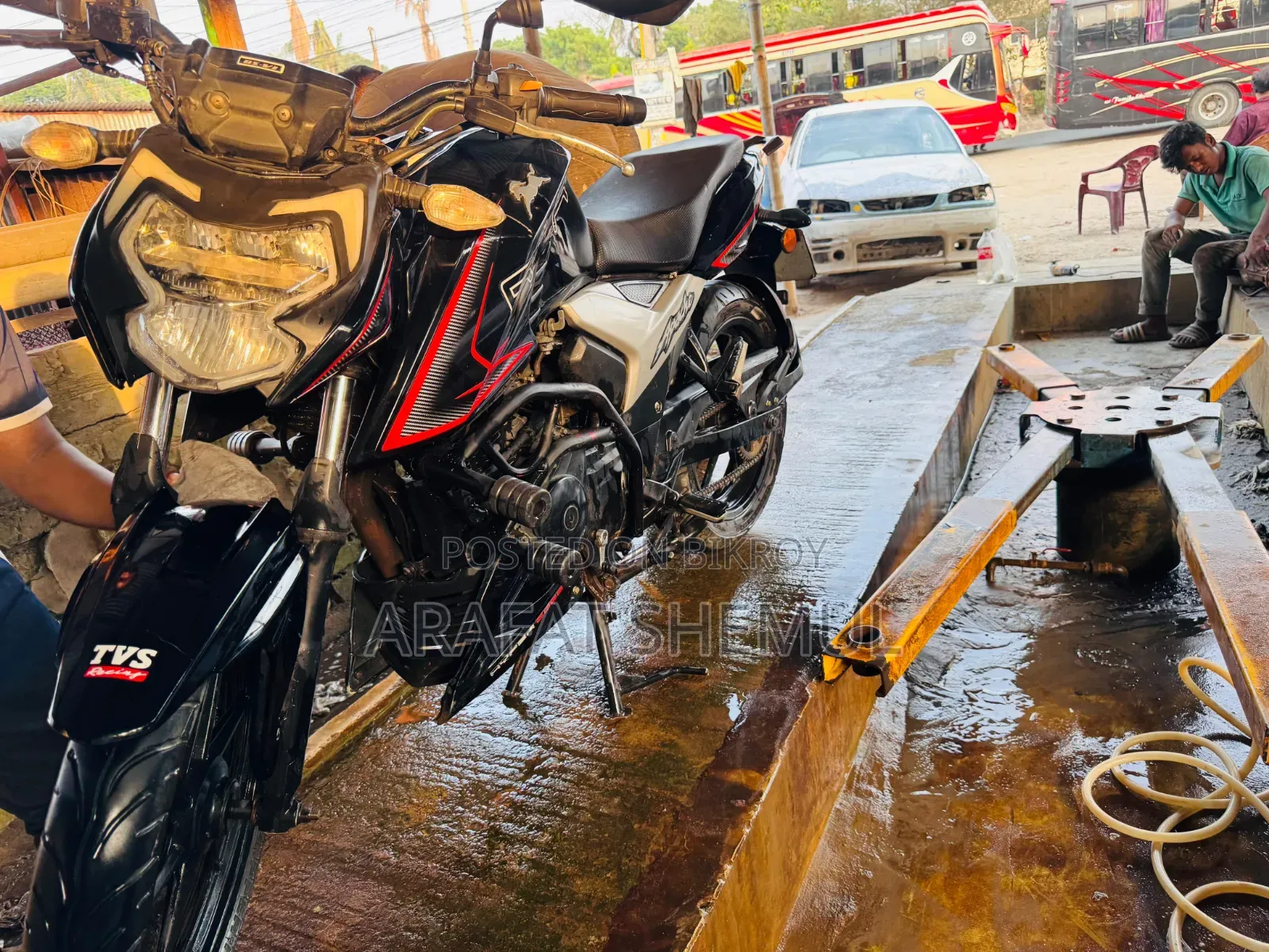 TVS Apache RTR 160 4V 2021 Black