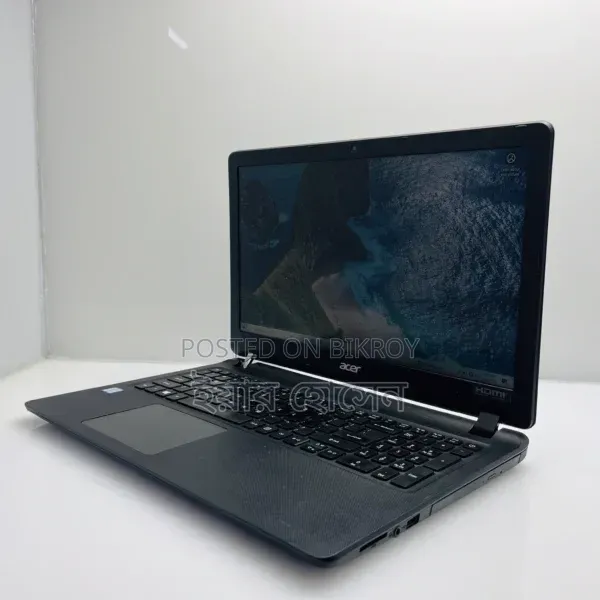 Laptop Acer AcerNote 350 4GB Intel Core I5 HDD+SSD 128GB
