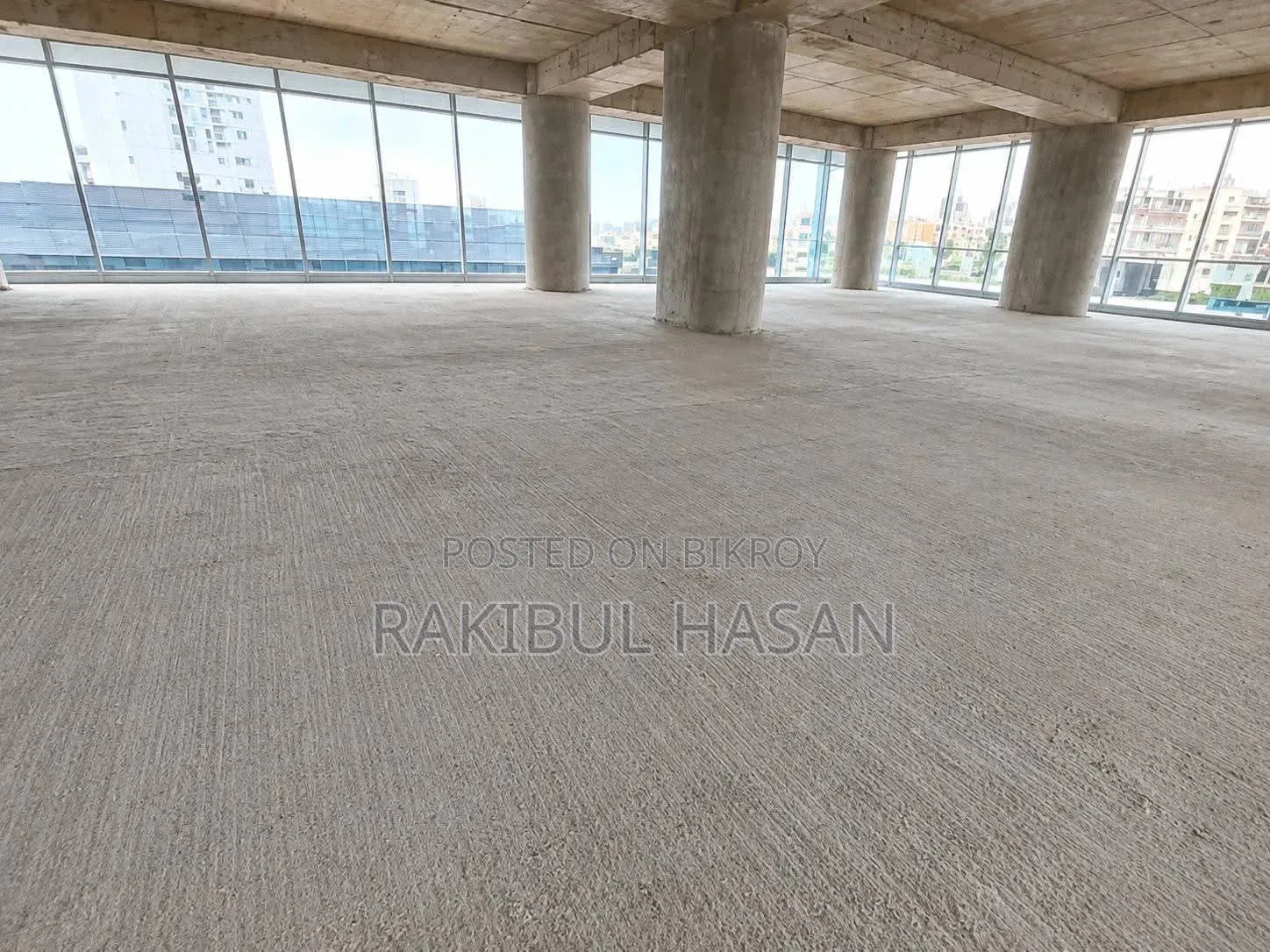 গুলশানে ৮০০০ বর্গফুট বাণিজ্যিক জায়গা ভাড়া