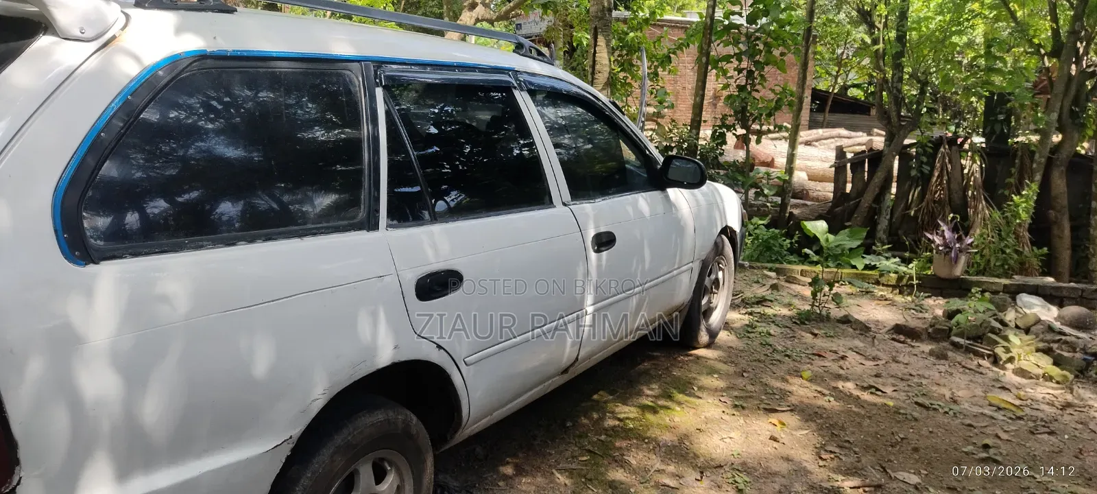 Toyota Corolla 1993 White