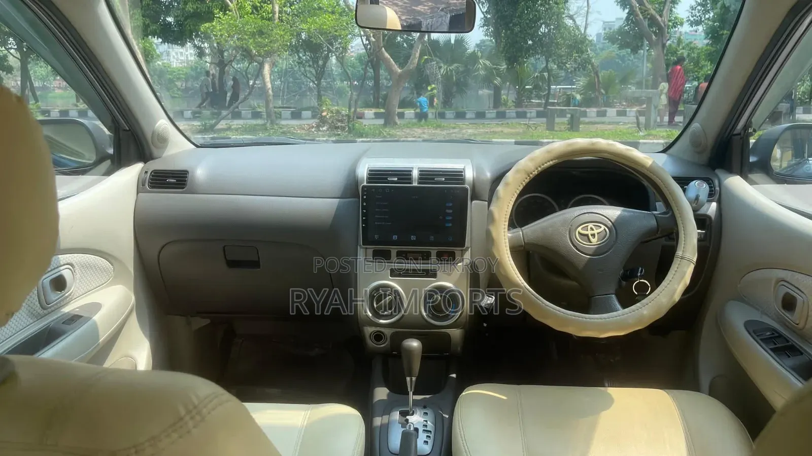 Toyota Avanza 2010 Blue
